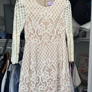 Eliza J 3/4 white and cream dress